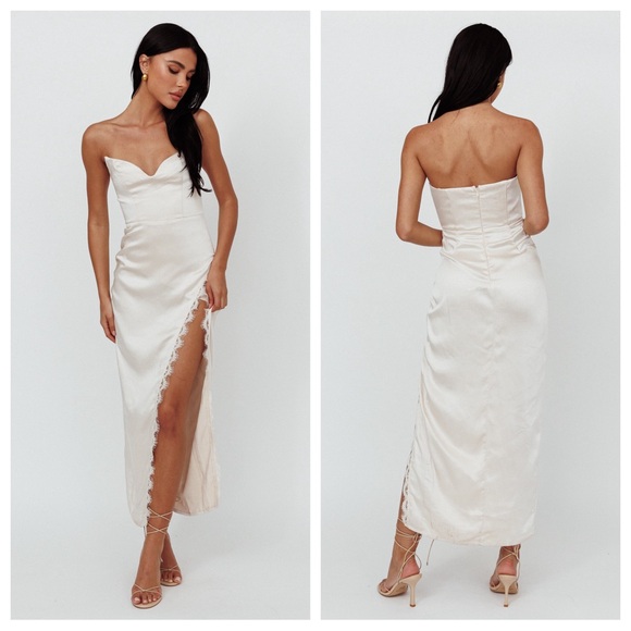 NEW Selfie Leslie Winter Moon Strapless Lace Trim Midi Dress Champagne - Picture 1 of 7